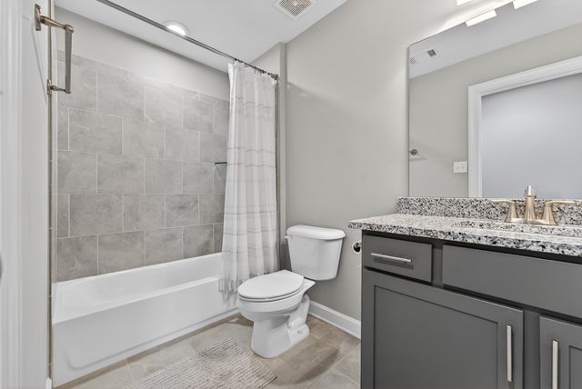 408 TENDER OAKS LN N, Collierville, TN 38017