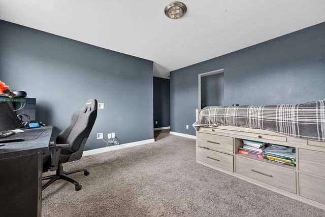 408 TENDER OAKS LN N, Collierville, TN 38017