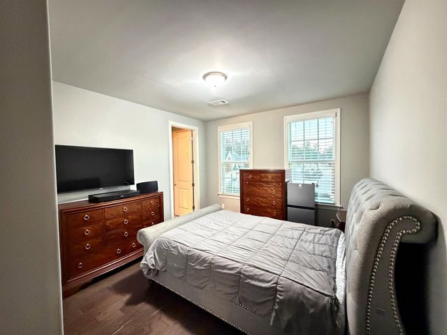 408 TENDER OAKS LN N, Collierville, TN 38017