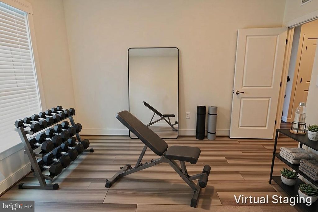 Image 32 of property listing at 12854 CLOVERLEAF CENTER DR #165 E, Germantown, MD 20874