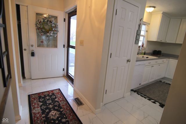 104 Apple Tree Court, Fishers, IN 46038