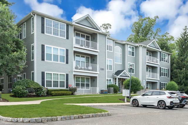 620 Saint Andrews Place, Manalapan, NJ 07726