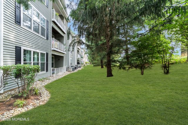 620 Saint Andrews Place, Manalapan, NJ 07726