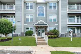 620 Saint Andrews Place, Manalapan, NJ 07726