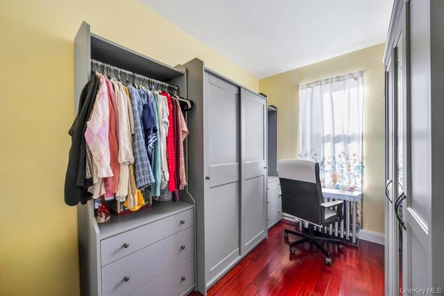 95-26 86th St, Ozone Park, NY 11416