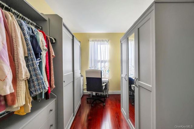 95-26 86th St, Ozone Park, NY 11416