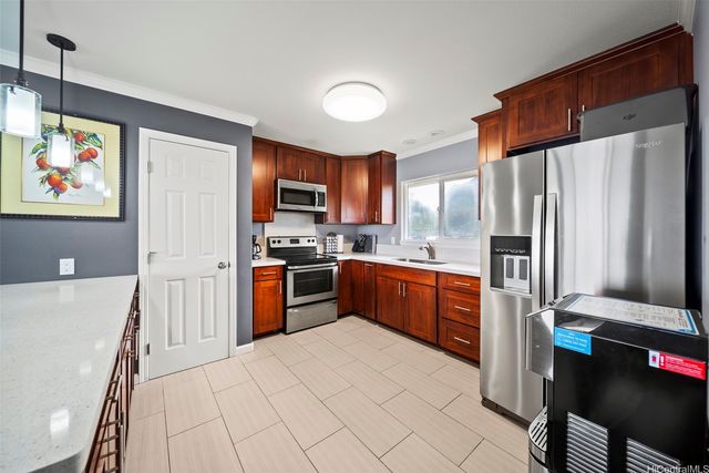 53-227 Kamehameha Highway, Hauula, HI 96717