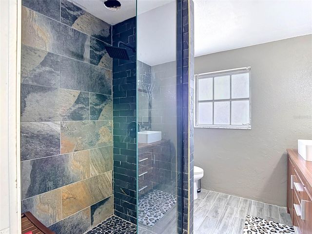 5433 FRONT DRIVE, Holiday, FL 34690