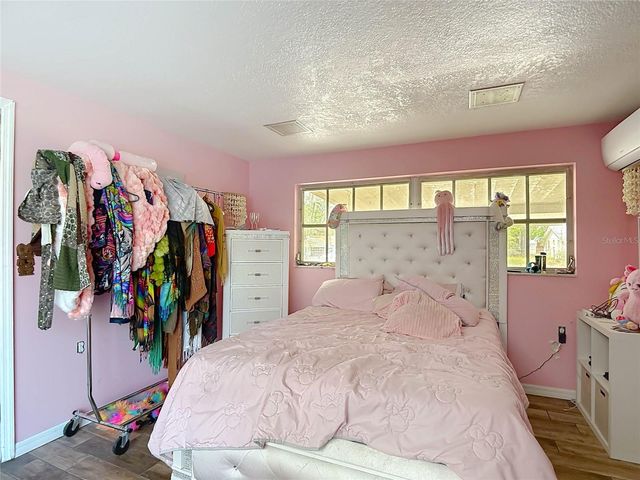 5433 FRONT DRIVE, Holiday, FL 34690