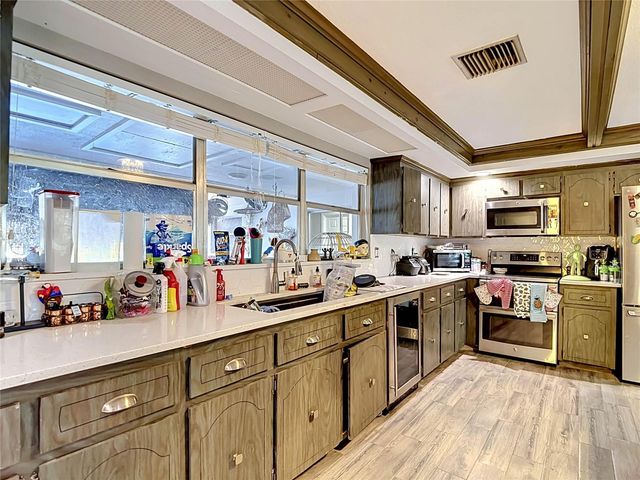 5433 FRONT DRIVE, Holiday, FL 34690