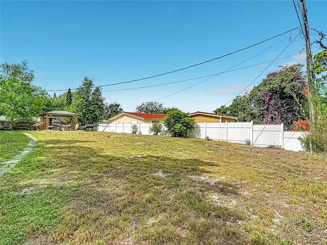 5433 FRONT DRIVE, Holiday, FL 34690