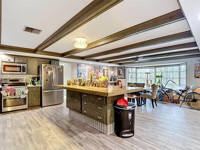 5433 FRONT DRIVE, Holiday, FL 34690