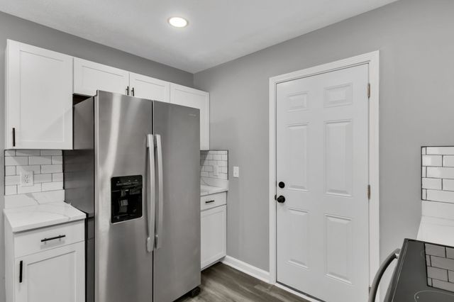 1806 Greerson Dr, Murfreesboro, TN 37130