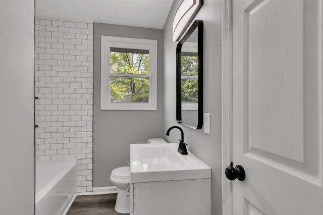 1806 Greerson Dr, Murfreesboro, TN 37130