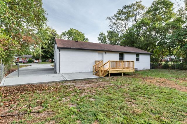 1806 Greerson Dr, Murfreesboro, TN 37130