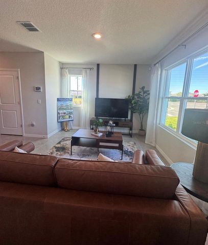 416 PRESTON COVE DRIVE, St Cloud, FL 34771