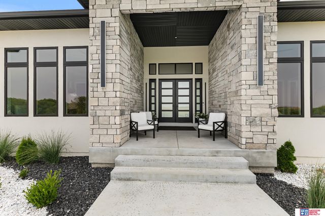 9191 S 176th Street, Bennet, NE 68317