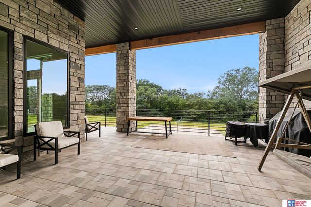 9191 S 176th Street, Bennet, NE 68317