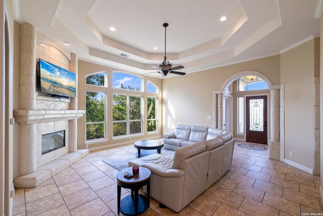 18875 Shadow Canyon, Helotes, TX 78023