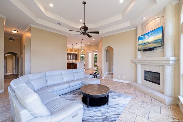 18875 Shadow Canyon, Helotes, TX 78023