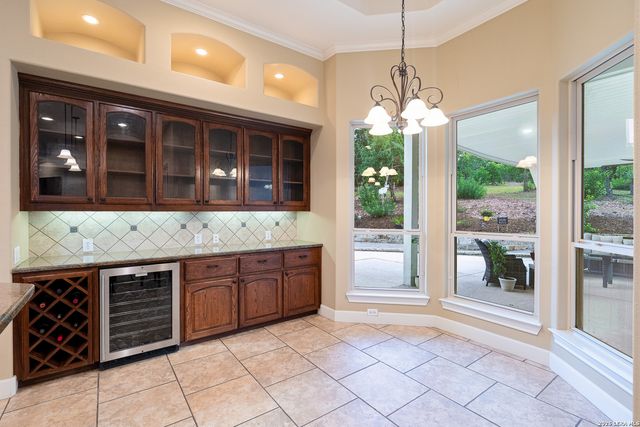 18875 Shadow Canyon, Helotes, TX 78023