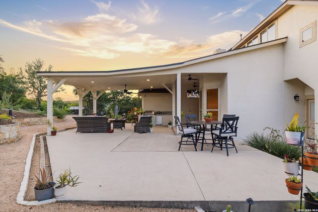 18875 Shadow Canyon, Helotes, TX 78023