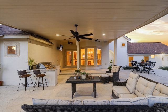 18875 Shadow Canyon, Helotes, TX 78023