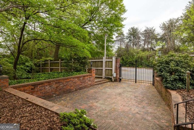 374 Park Avenue SE, Atlanta, GA 30312