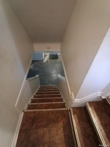 15503 EDMORE Drive, Detroit, MI 48205