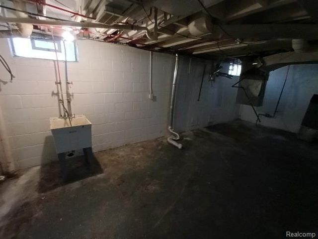 15503 EDMORE Drive, Detroit, MI 48205