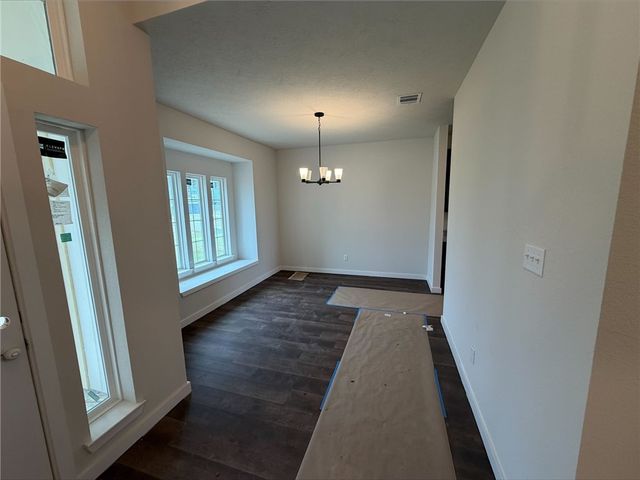 317 Harvest Lake Drive, Snook, TX 77878