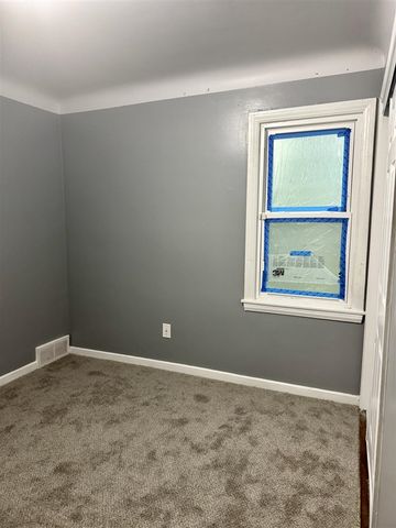 11566 Sanford Avenue, Detroit, MI 48205