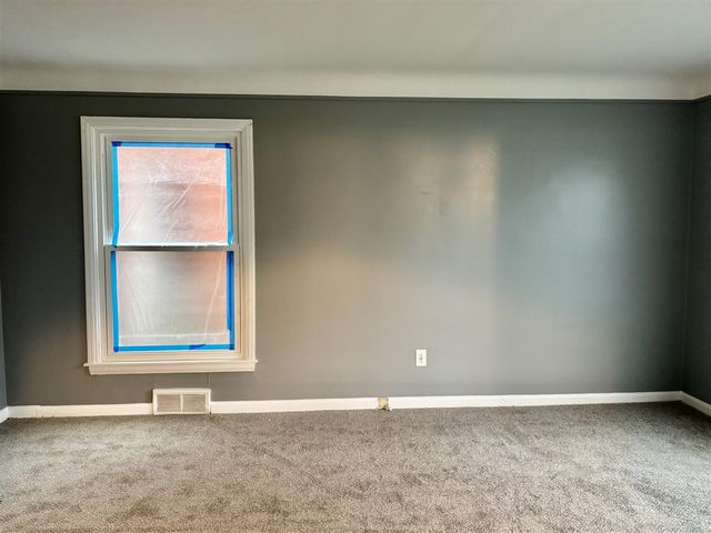 11566 Sanford Avenue, Detroit, MI 48205