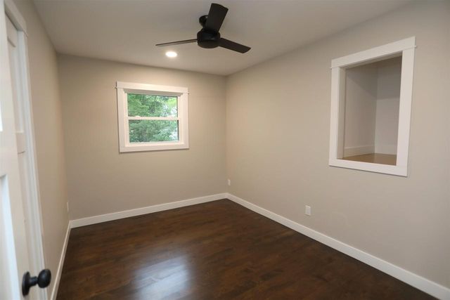 4222 School Road, Madison, WI 53704