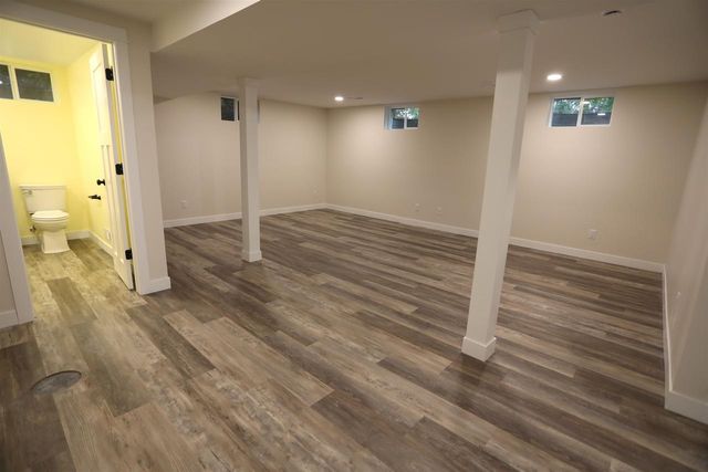 4222 School Road, Madison, WI 53704