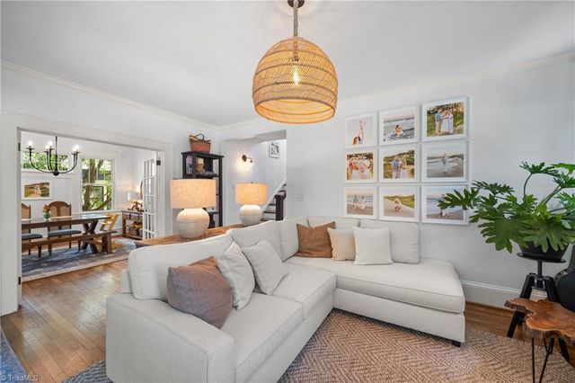 451 S Hawthorne Road, Winston-salem, NC 27103