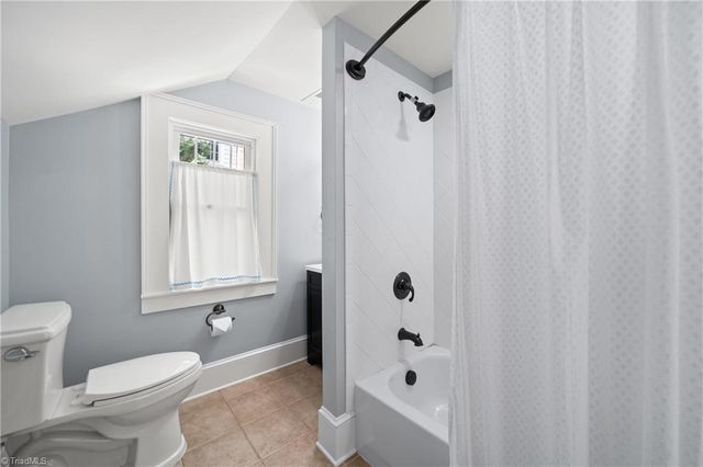 451 S Hawthorne Road, Winston-salem, NC 27103