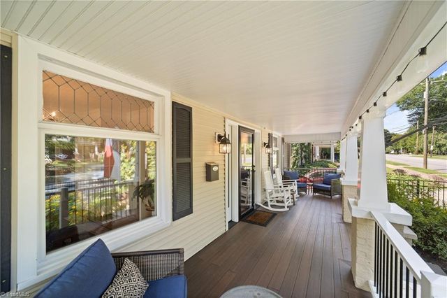 451 S Hawthorne Road, Winston-salem, NC 27103