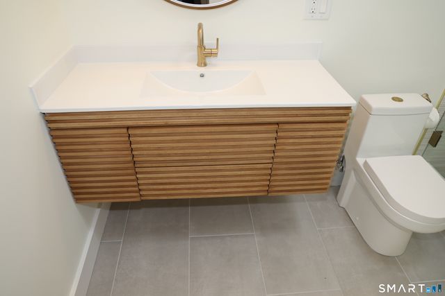 185 Melba Street # 204, Milford, CT 06460