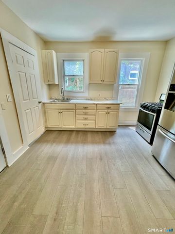 42 Cabot Street, Hartford, CT 06112