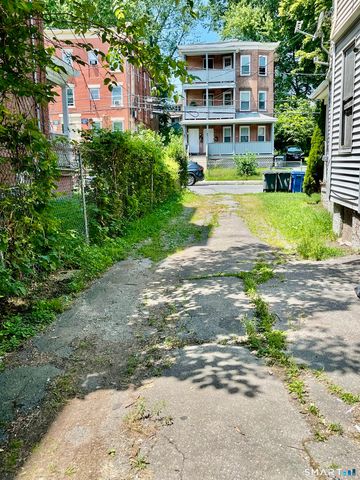42 Cabot Street, Hartford, CT 06112