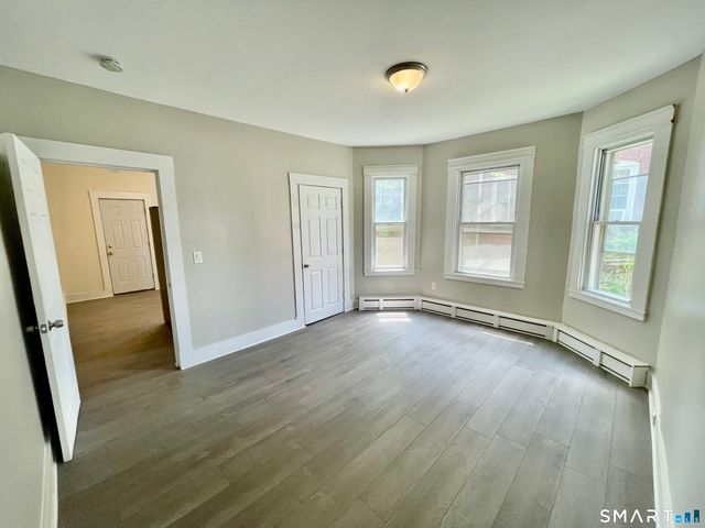 42 Cabot Street, Hartford, CT 06112