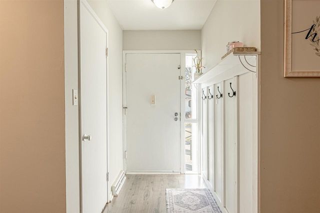 906 CHICORY Way, Sun Prairie, WI 53590