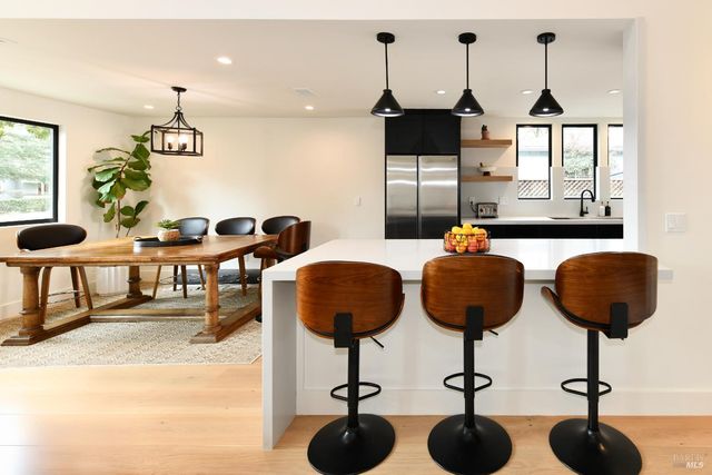 2470 W Pueblo Ave, Napa, CA 94558