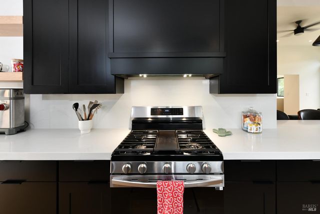 2470 W Pueblo Ave, Napa, CA 94558