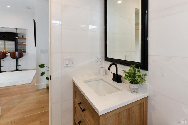 2470 W Pueblo Ave, Napa, CA 94558