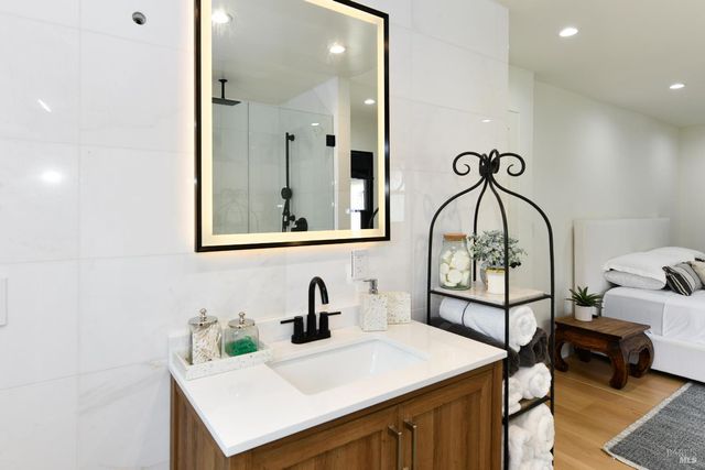 2470 W Pueblo Ave, Napa, CA 94558