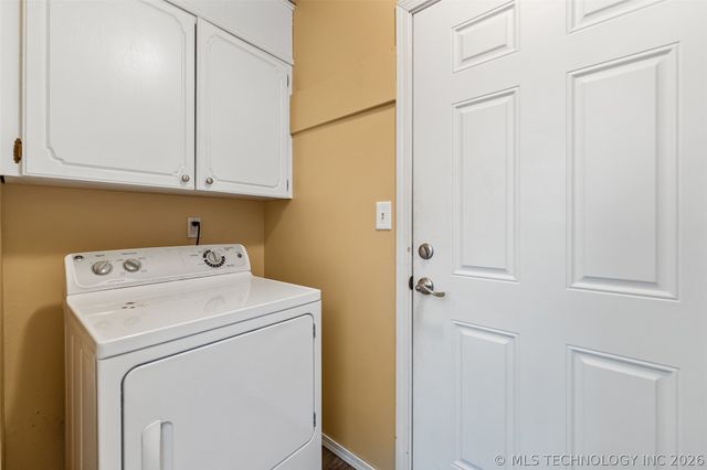 1208 Colonial Drive, Pryor, OK 74361