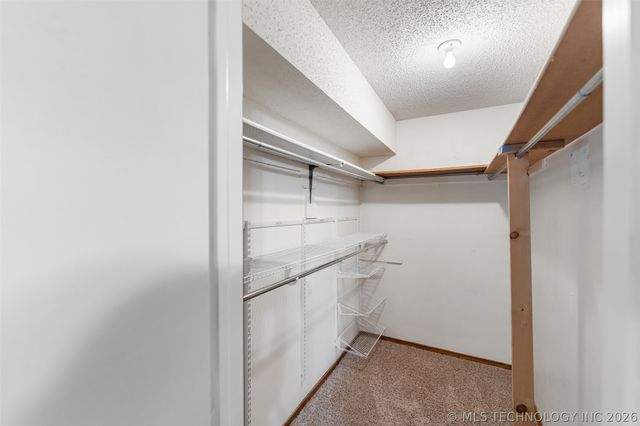 1208 Colonial Drive, Pryor, OK 74361