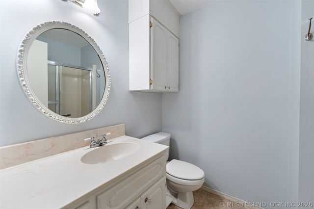 1208 Colonial Drive, Pryor, OK 74361